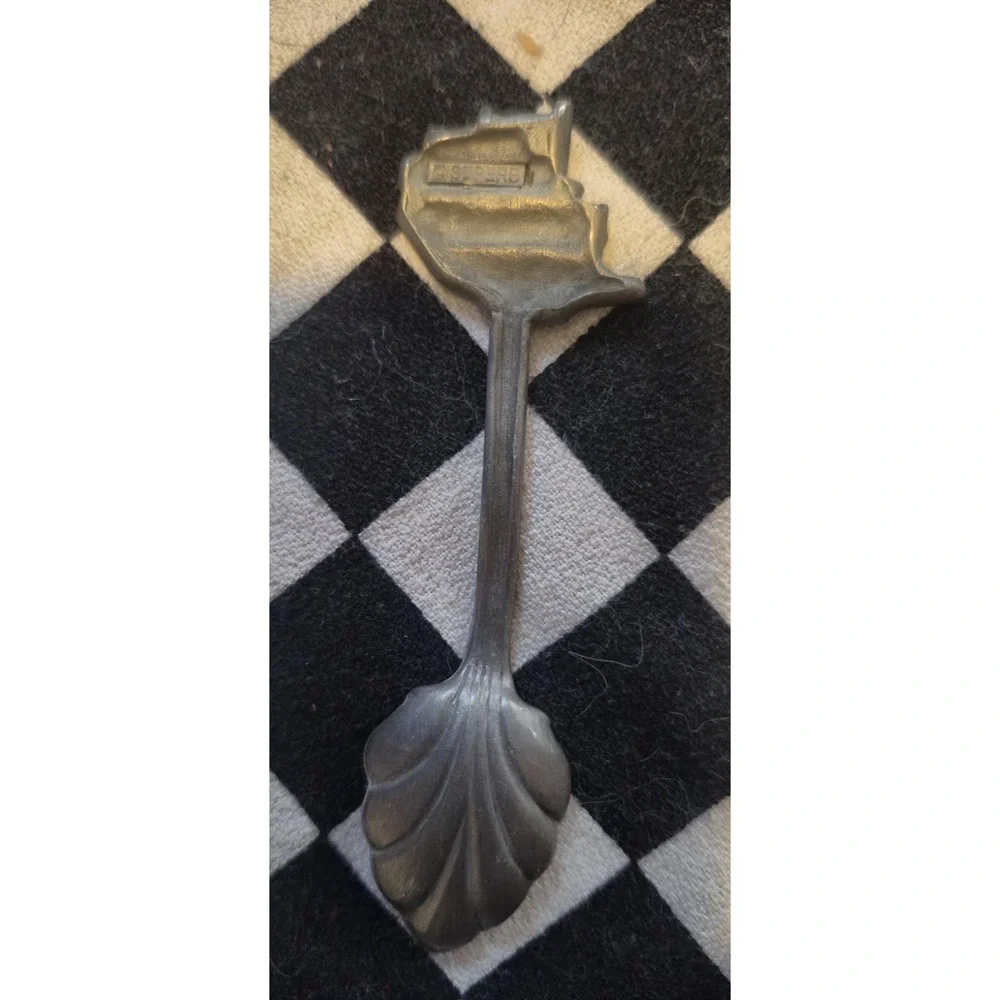 Vintage Rogers Silverplate & Souvenir‎ Spoon Lot Canada Louisiana
